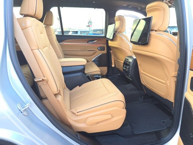 Used 2024 Jeep Grand Cherokee L Summit image 58