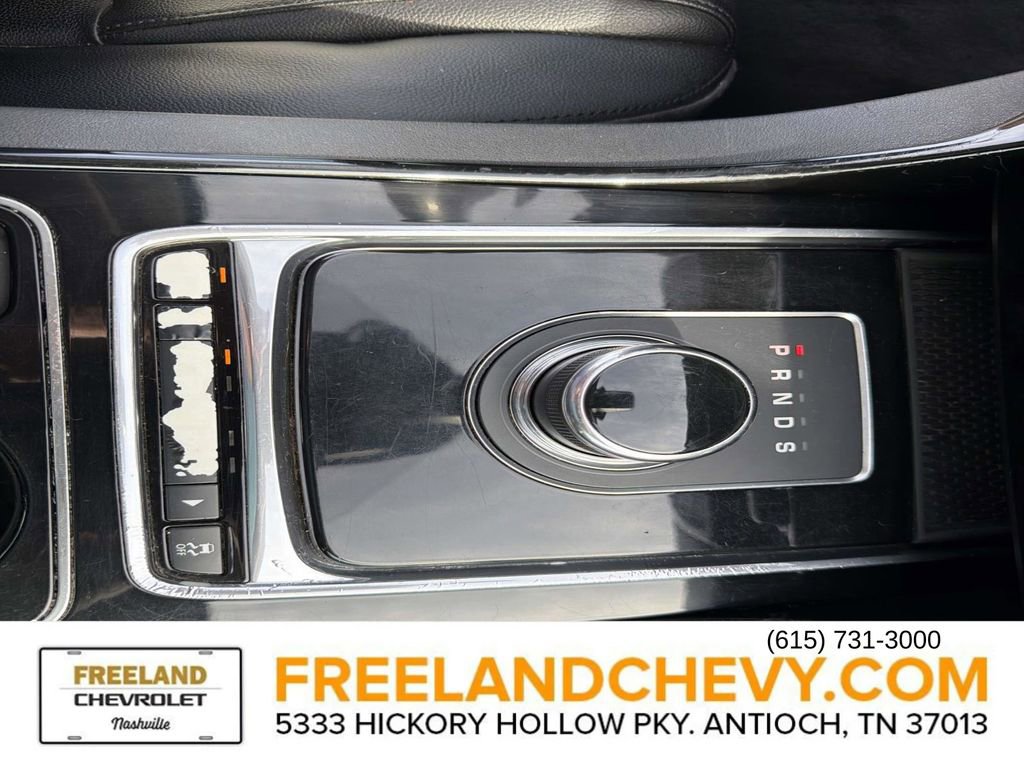 Used 2017 Jaguar XE image 36