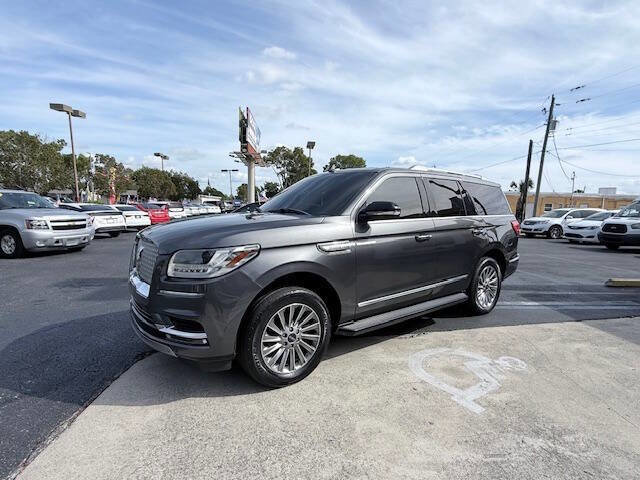 Used 2018 Lincoln Navigator Premiere image 8