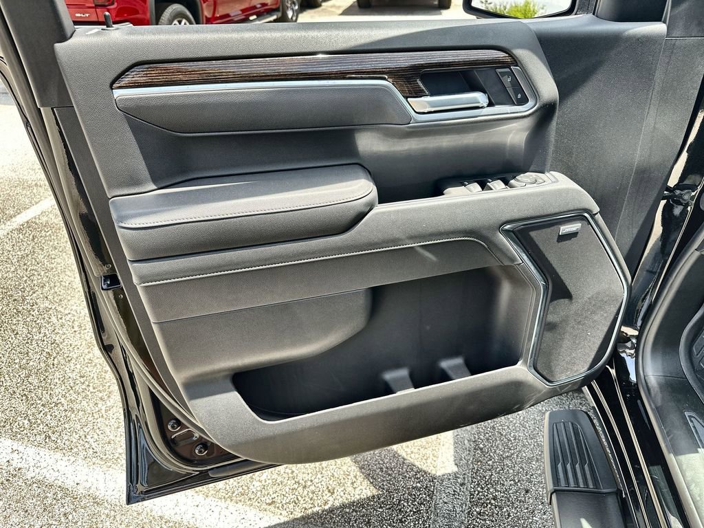 New 2026 GMC Sierra 1500 Elevation image 21