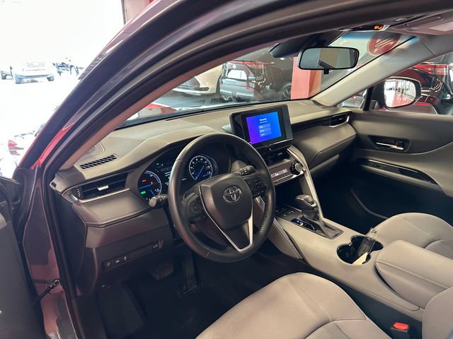 Certified 2023 Toyota Venza LE AWD/4WD image 11