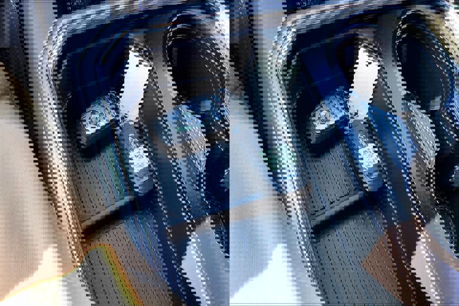 Used 2022 Ford F250 Platinum w/ FX4 Off-Road Package image 14