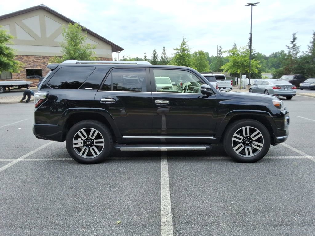 Used 2016 Toyota 4Runner Limited AWD/4WD image 4