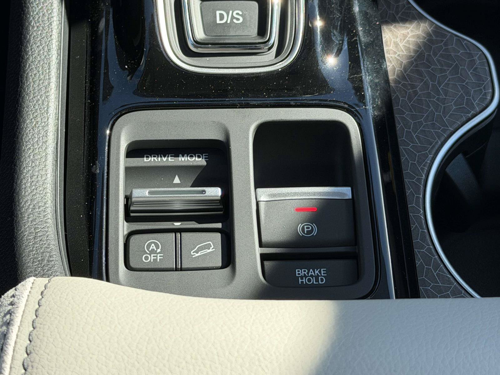 New 2026 Honda Pilot Elite image 16