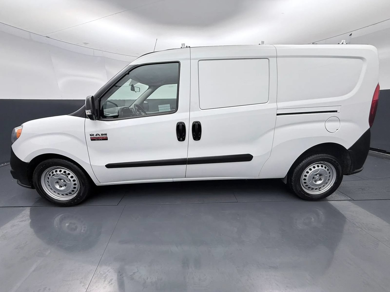 Used 2019 RAM ProMaster City Tradesman FWD image 4