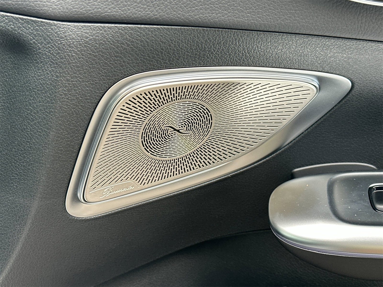 New 2025 Mercedes-Benz C 300 4MATIC Sedan image 19