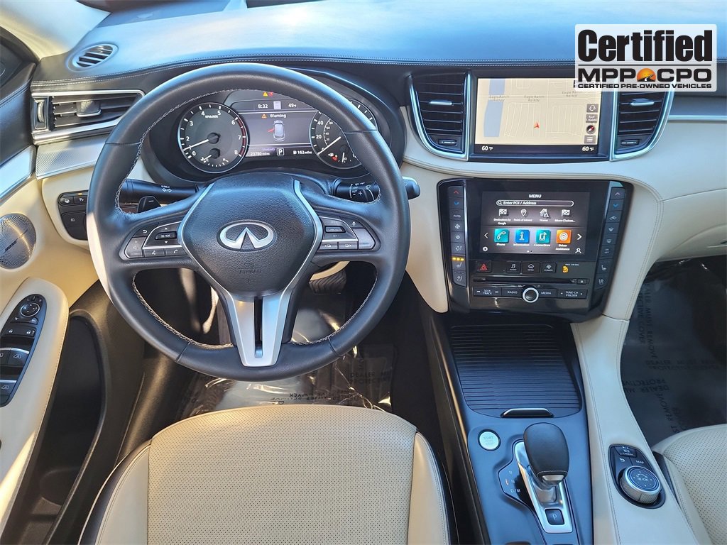 Used 2022 INFINITI QX50 Sensory image 10