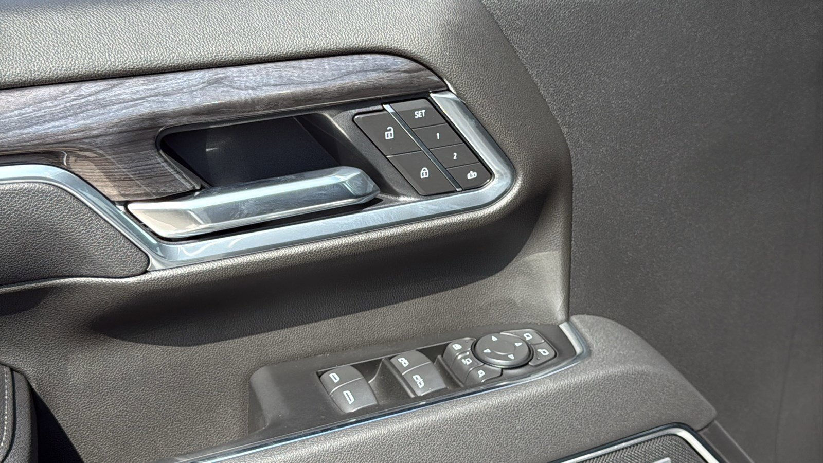 New 2026 Chevrolet Silverado 2500 LTZ w/ LTZ Convenience Package image 9