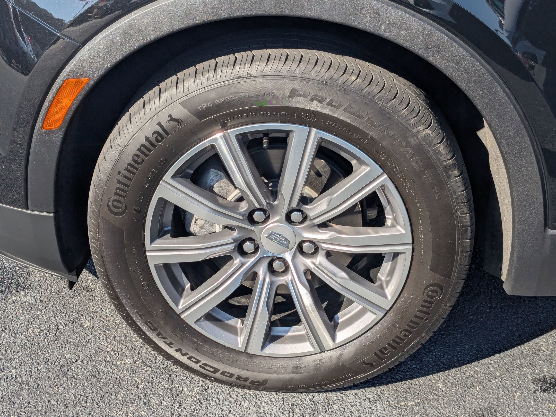 Used 2023 Cadillac XT4 Sport w/ Cold Weather Package image 10