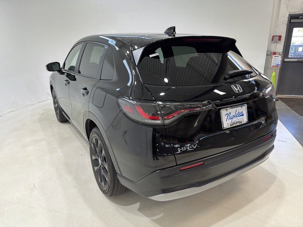 Used 2024 Honda HR-V Sport image 5