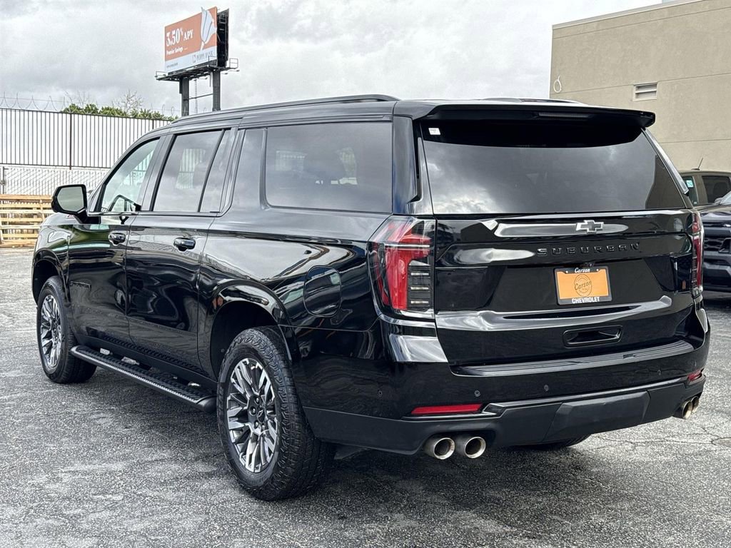 Used 2025 Chevrolet Suburban Z71 image 5