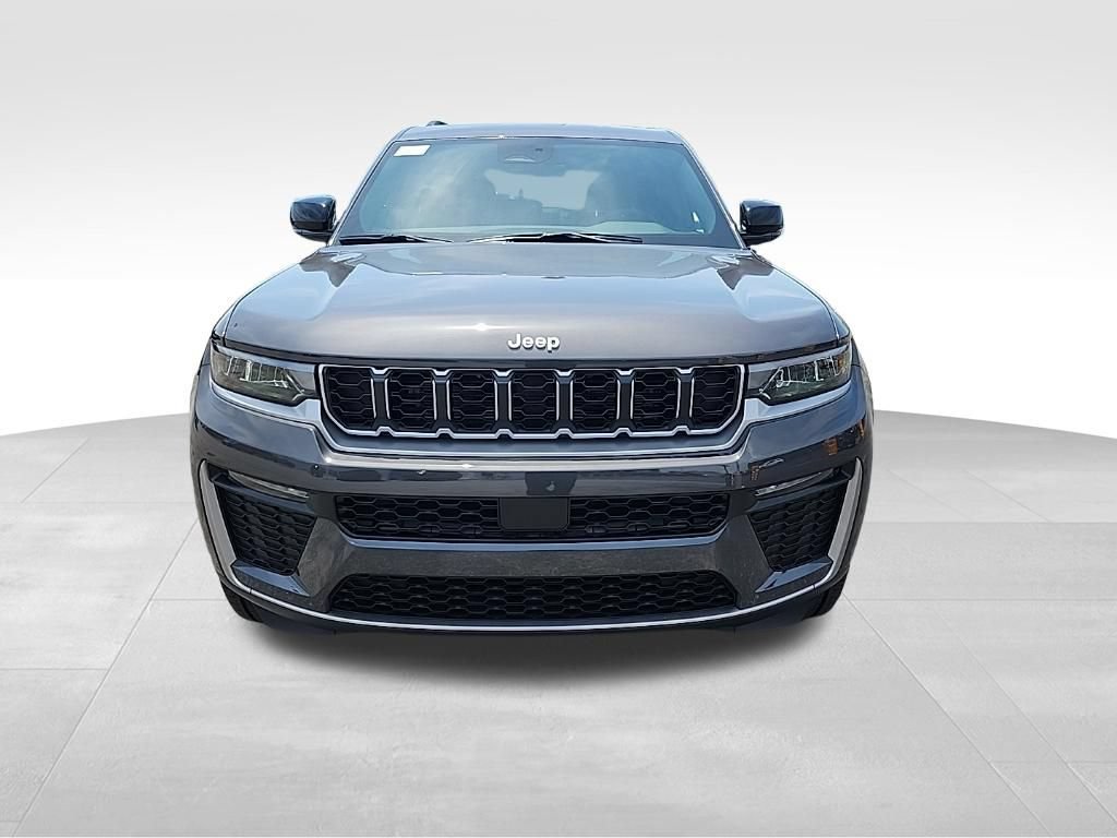 New 2026 Jeep Grand Cherokee L Limited AWD/4WD image 2