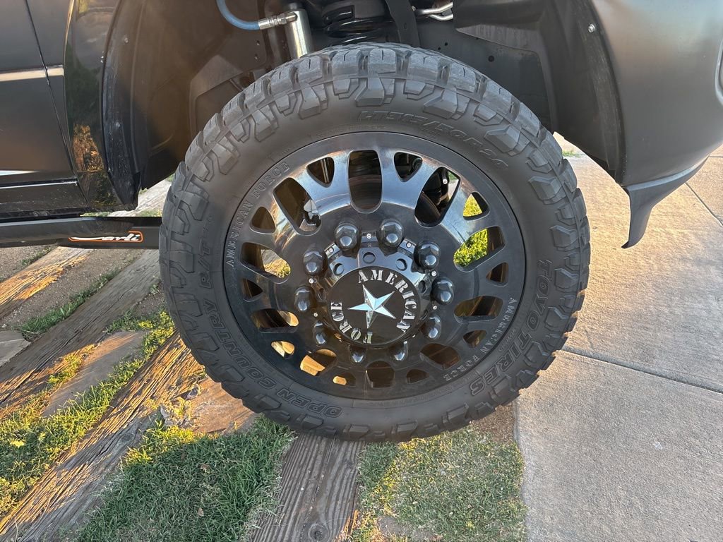 Used 2022 RAM 3500 Limited image 19