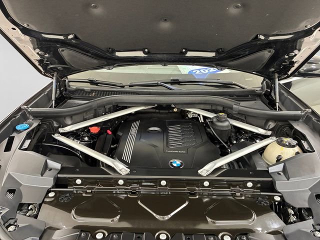 Used 2020 BMW X5 xDrive40i w/ Convenience Package AWD/4WD image 11