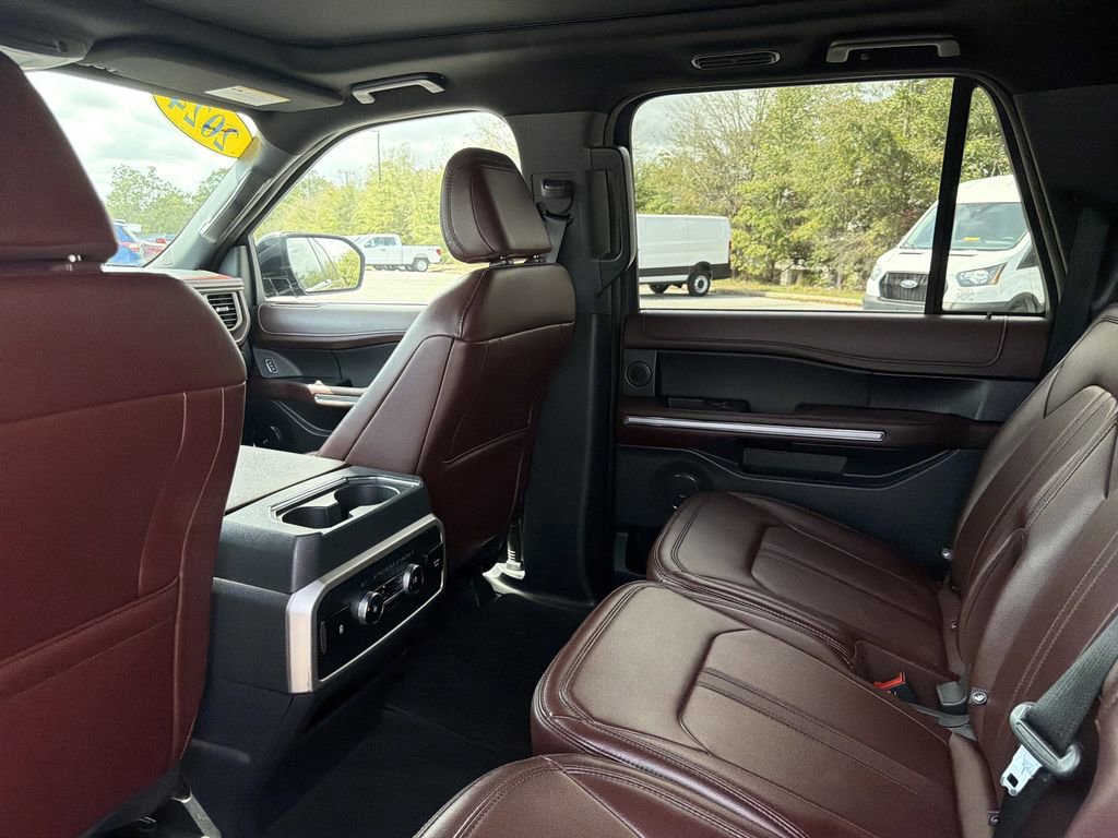 Used 2024 Ford Expedition Max Limited image 18