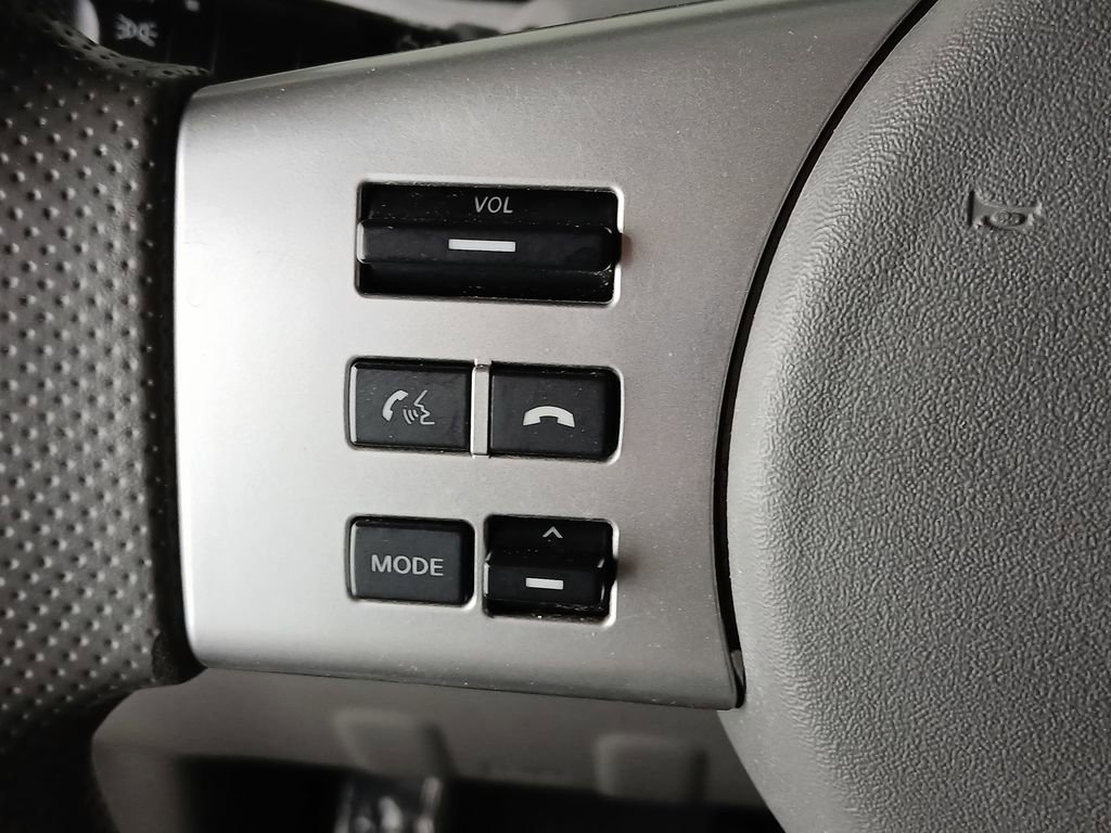 Used 2016 Nissan Frontier SV image 25