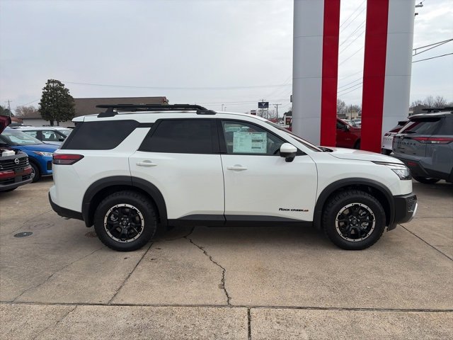 New 2025 Nissan Pathfinder Rock Creek image 7