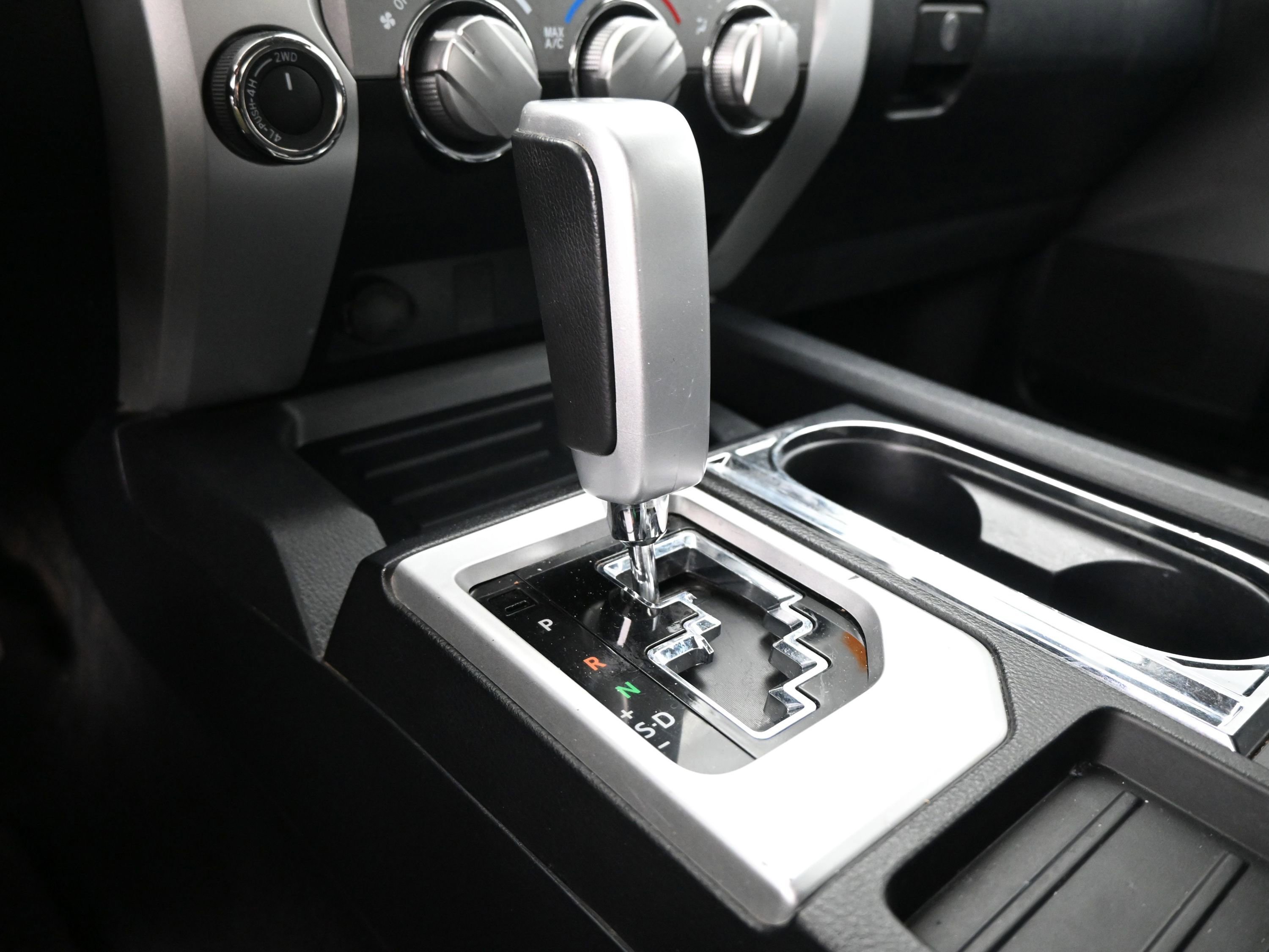 Used 2017 Toyota Tundra SR5 image 16