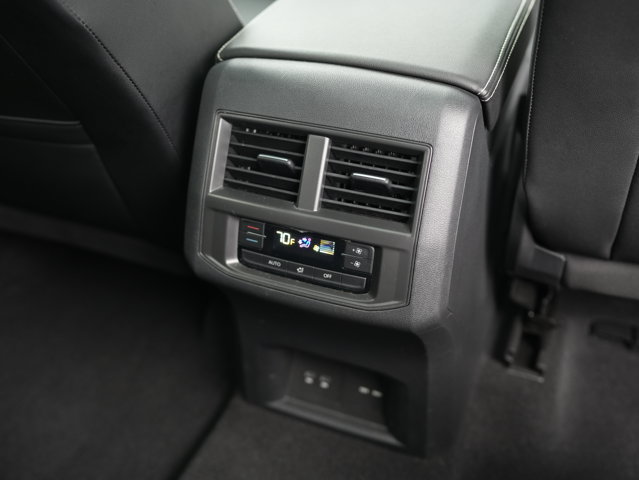 Certified 2023 Volkswagen Atlas SEL AWD/4WD image 32
