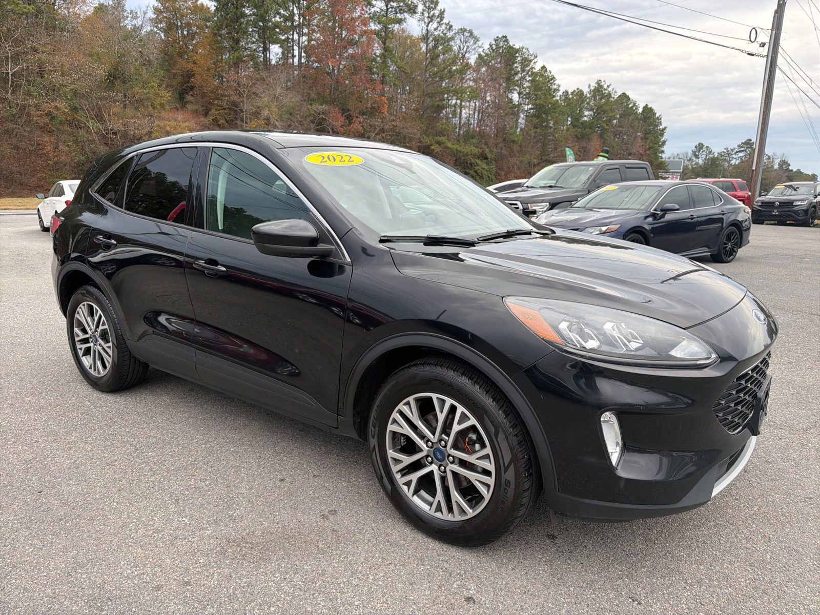 Used 2022 Ford Escape SEL image 3