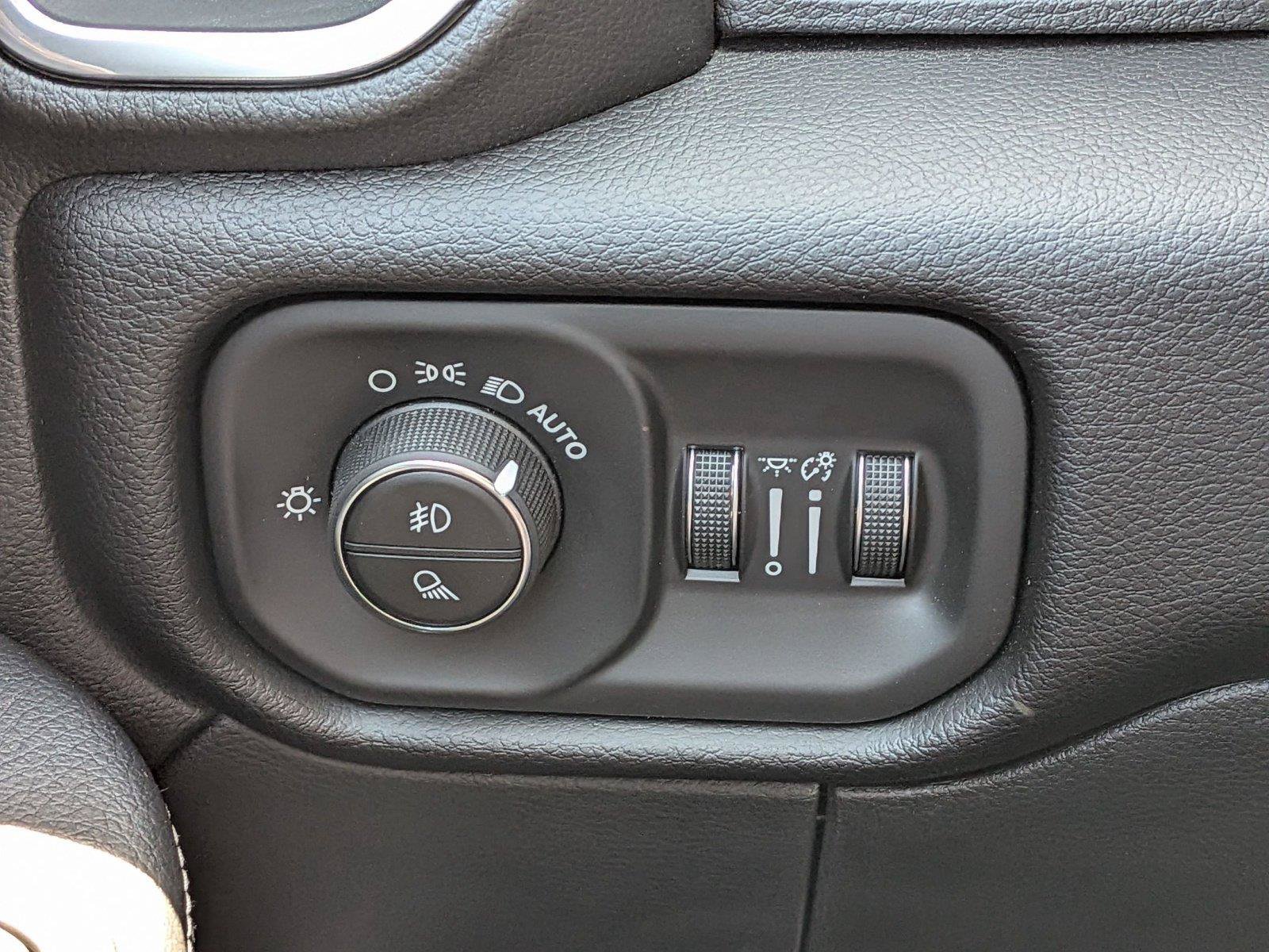 New 2026 RAM 2500 Laramie w/ Night Edition AWD/4WD image 23