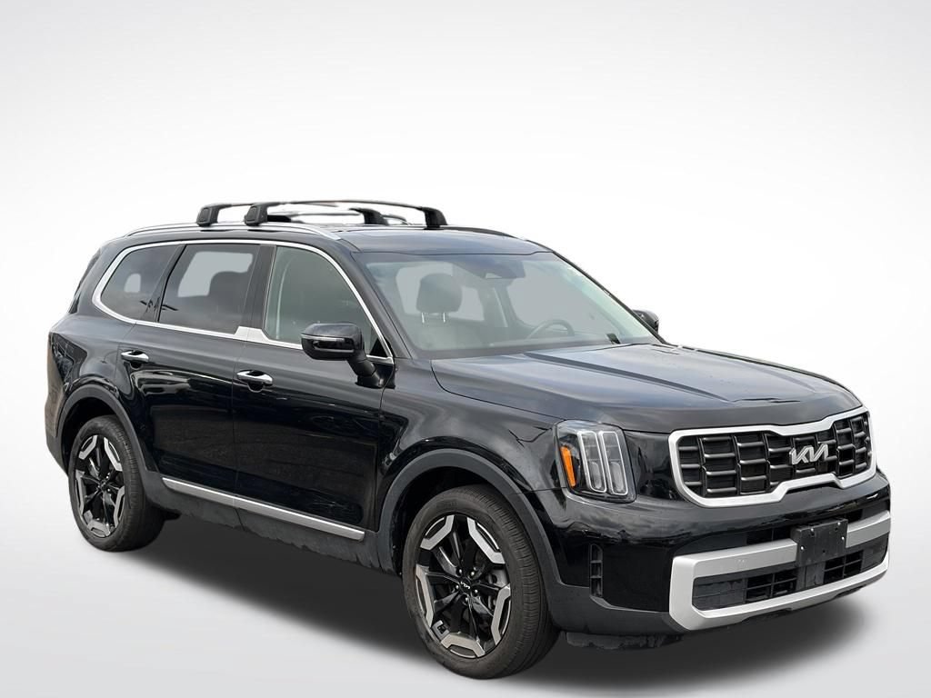 Used 2025 Kia Telluride S AWD/4WD image 2