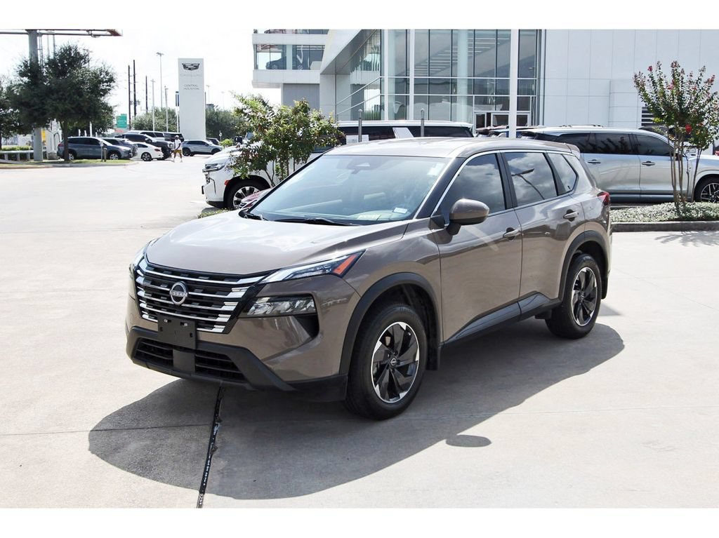 Used 2024 Nissan Rogue SV FWD image 3