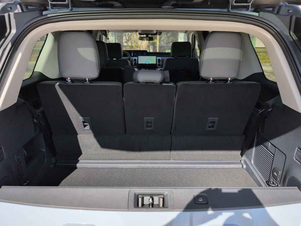 New 2026 Ford Expedition Active RWD image 28