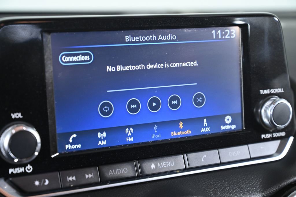 Certified 2023 Nissan Sentra S image 16