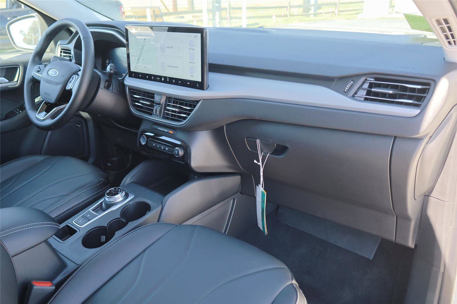 New 2025 Ford Escape SE w/ PHEV Premium Package image 33