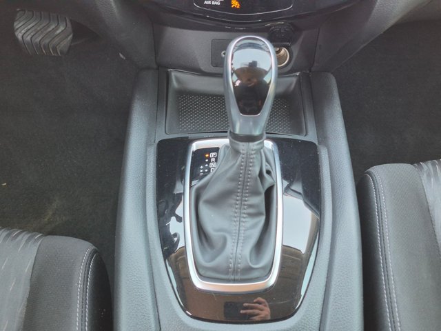 Certified 2020 Nissan Rogue SV AWD/4WD image 23