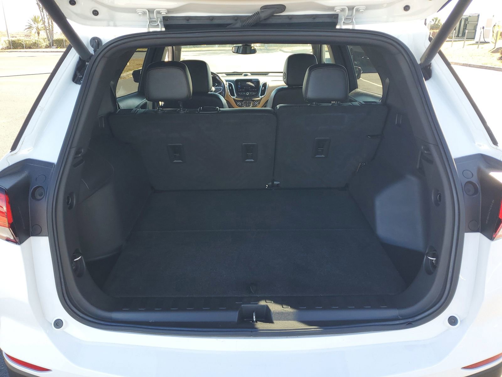 Used 2022 Chevrolet Equinox Premier image 8