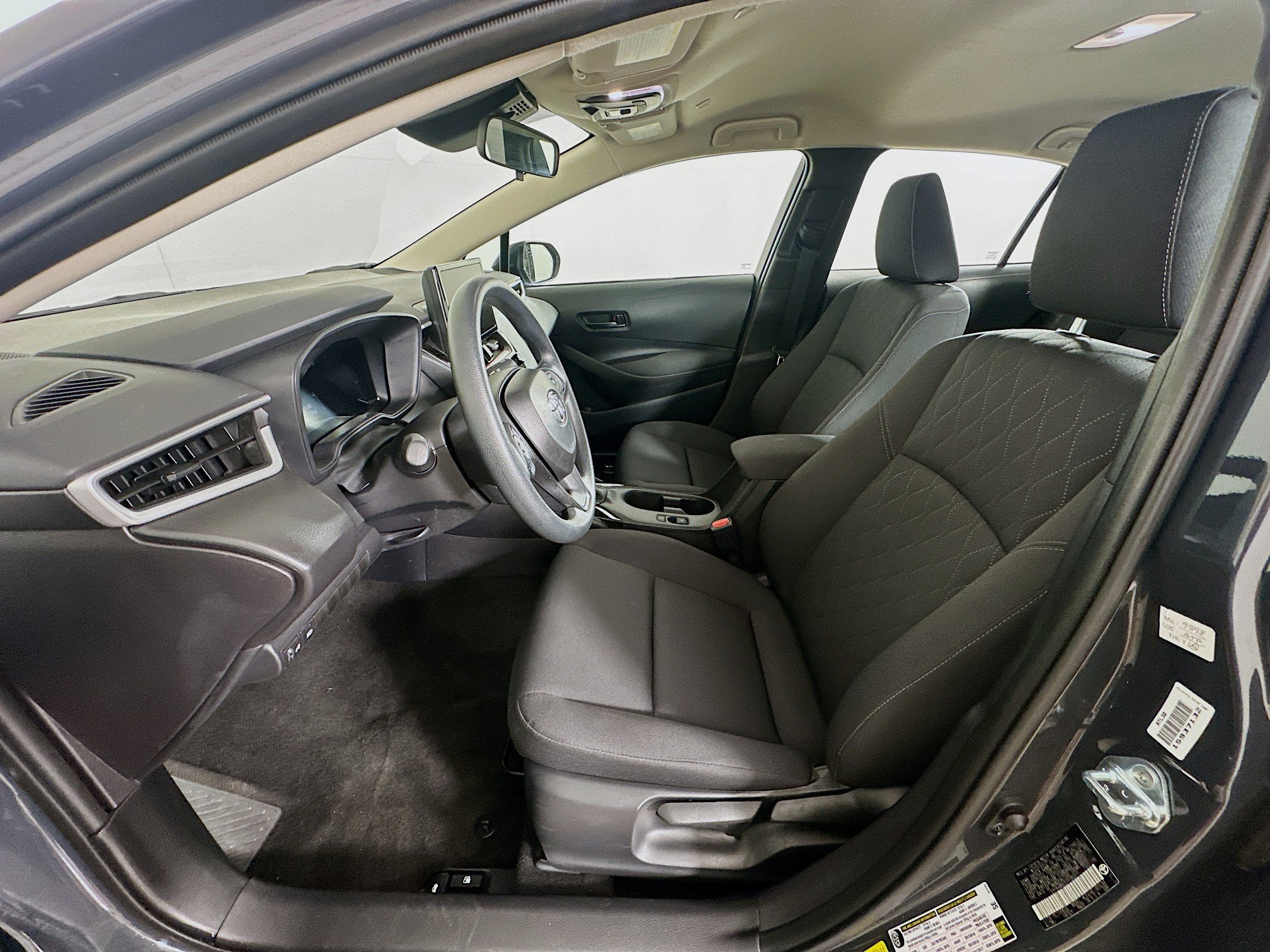Used 2026 Toyota Corolla LE FWD image 13