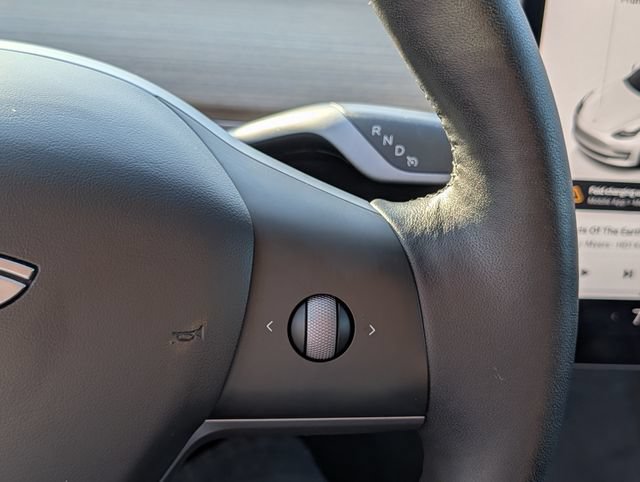 Used 2023 Tesla Model 3 Standard Range RWD image 16