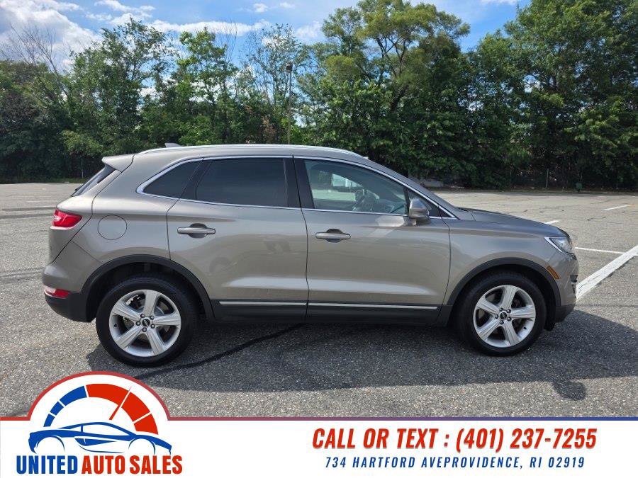 Used 2017 Lincoln MKC Premiere AWD/4WD image 6