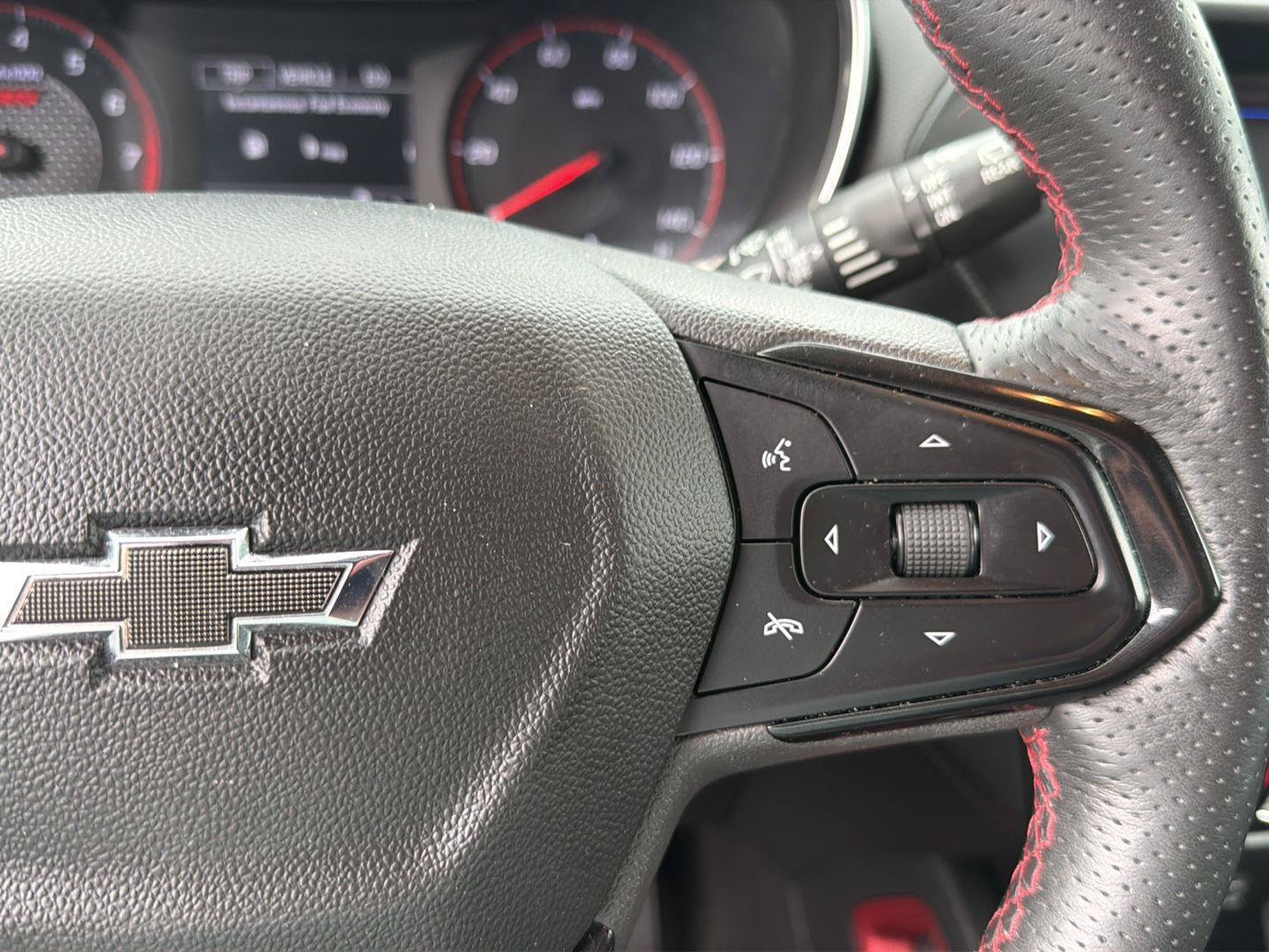 Used 2022 Chevrolet TrailBlazer RS FWD image 21