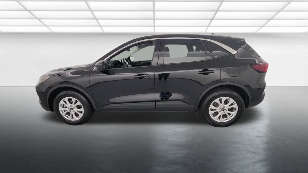 Used 2023 Ford Escape Active w/ Tech Pack #1 AWD/4WD image 4