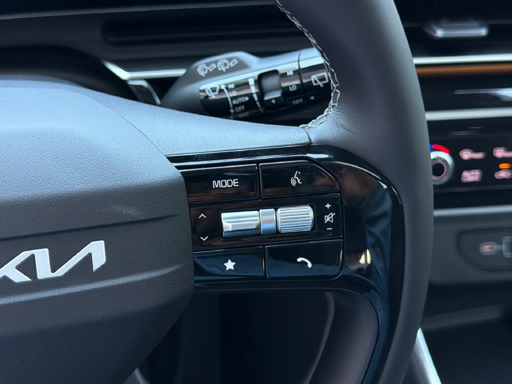 New 2027 Kia Carnival SX Prestige FWD image 28