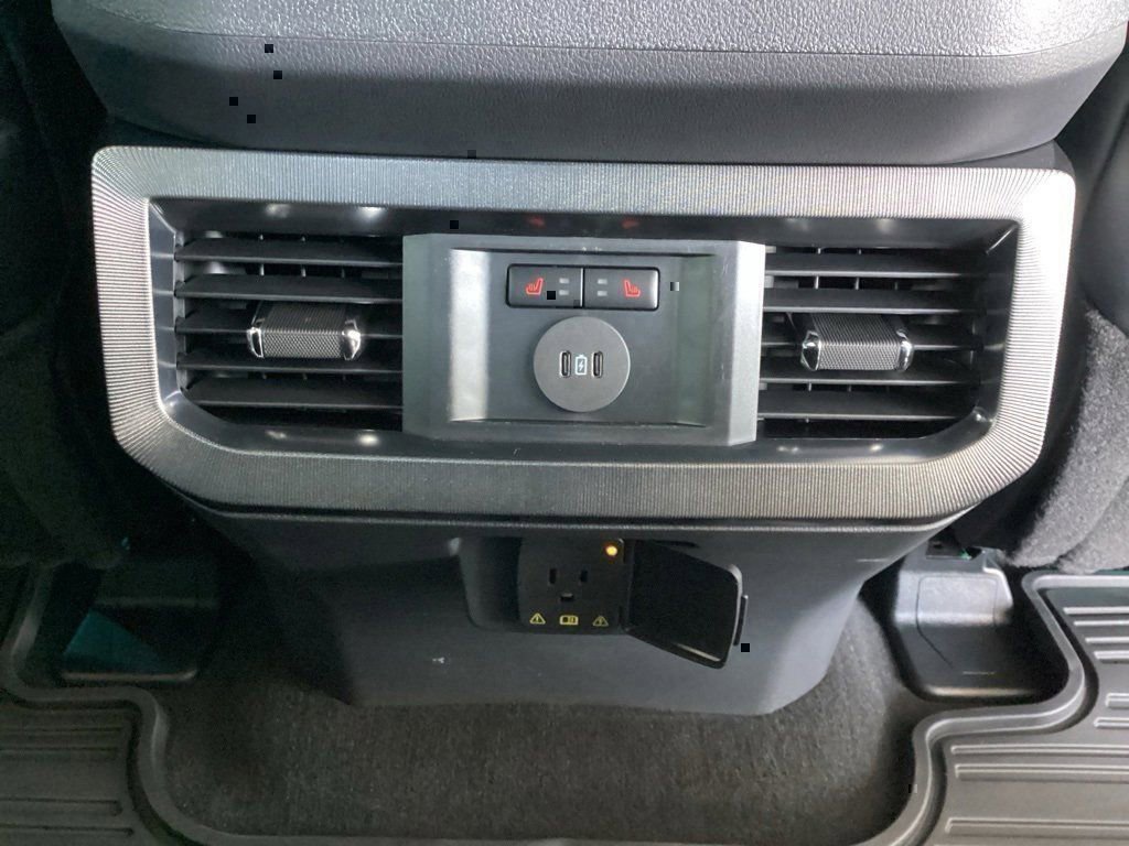 New 2026 Ford F250 Platinum image 45