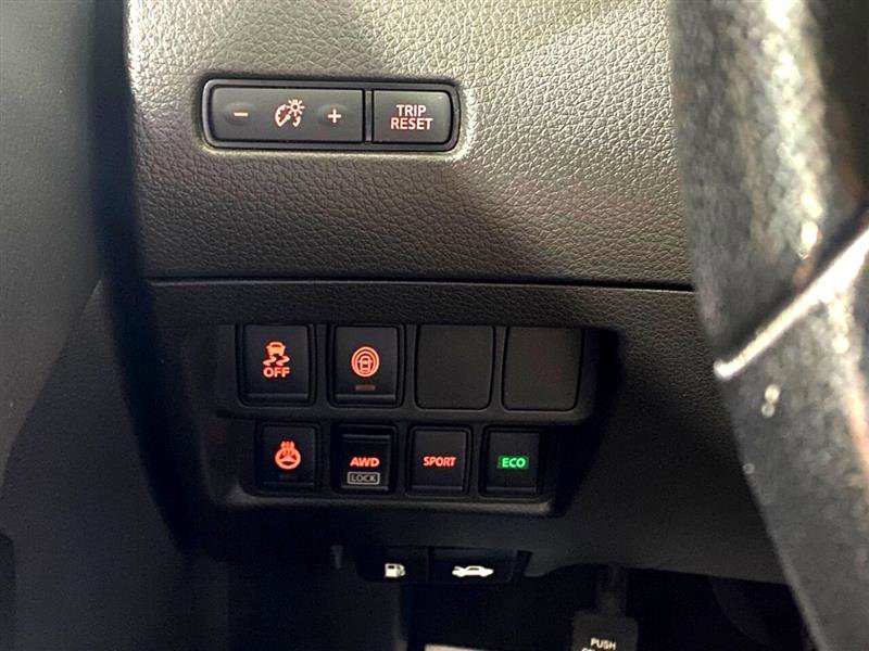 Used 2020 Nissan Rogue Sport SV w/ All-Weather Package image 19