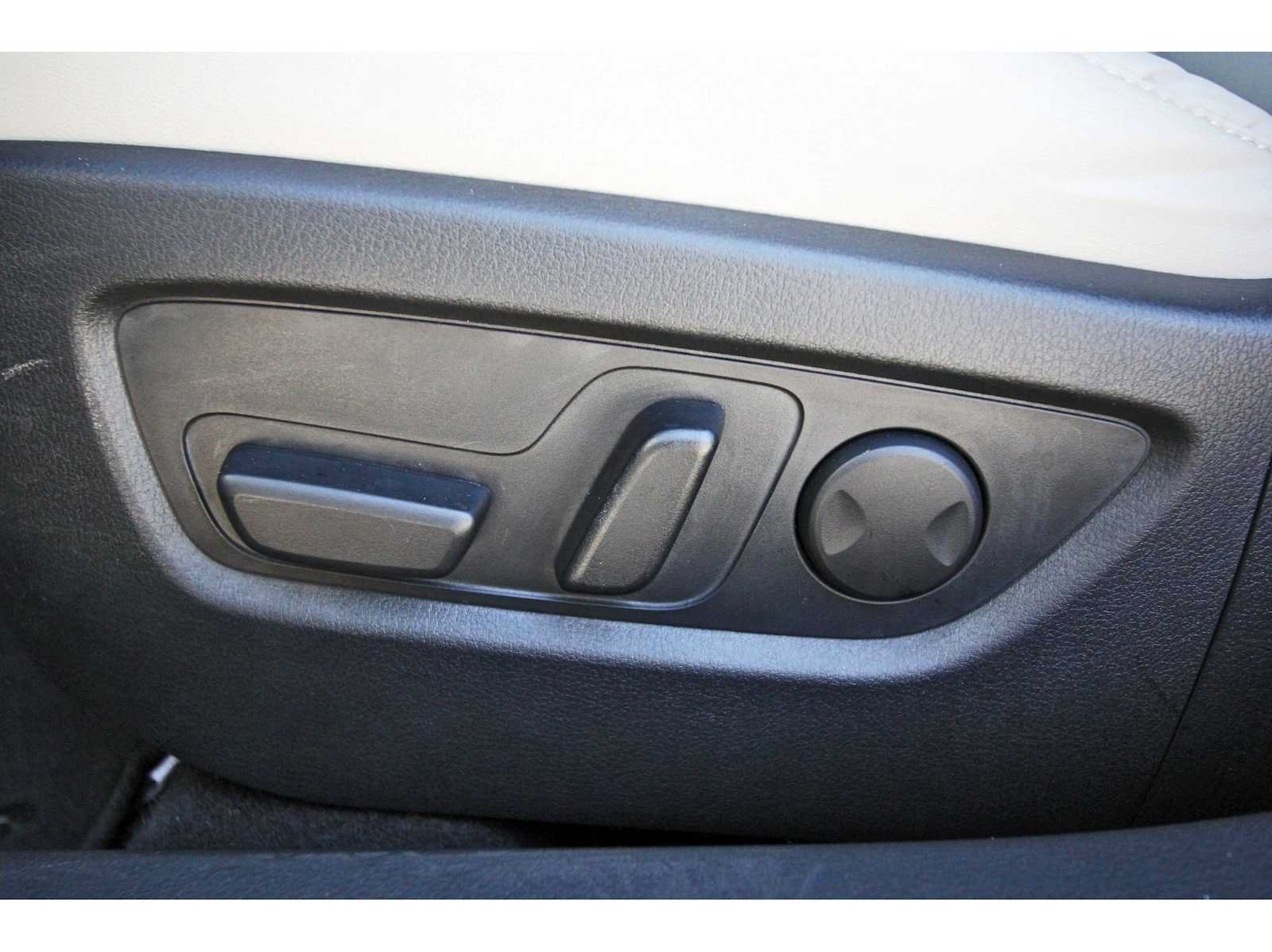 Used 2023 MAZDA CX-30 AWD 2.5 S w/ Preferred Package image 26