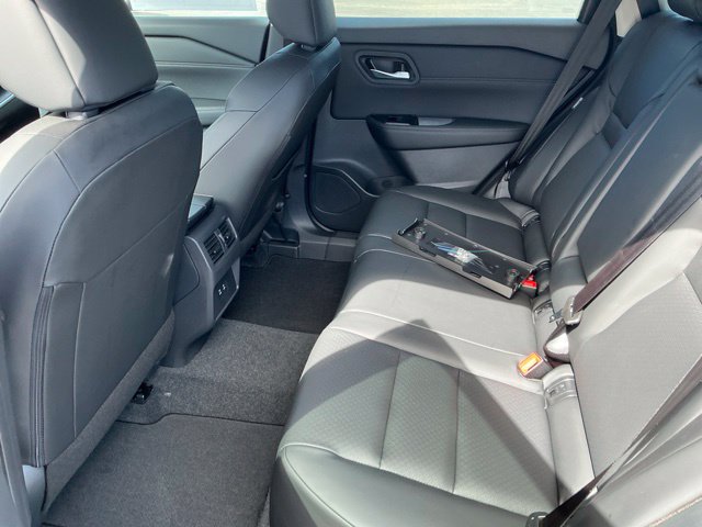 New 2026 Nissan Rogue Dark Armor AWD/4WD image 10