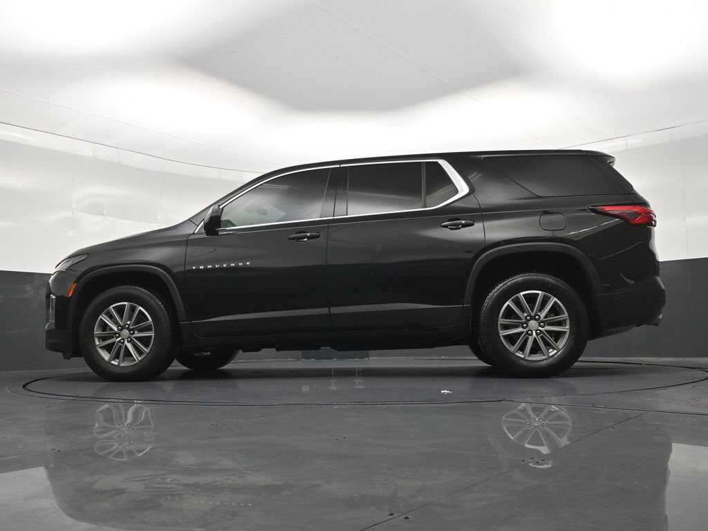 Used 2023 Chevrolet Traverse LS FWD image 26