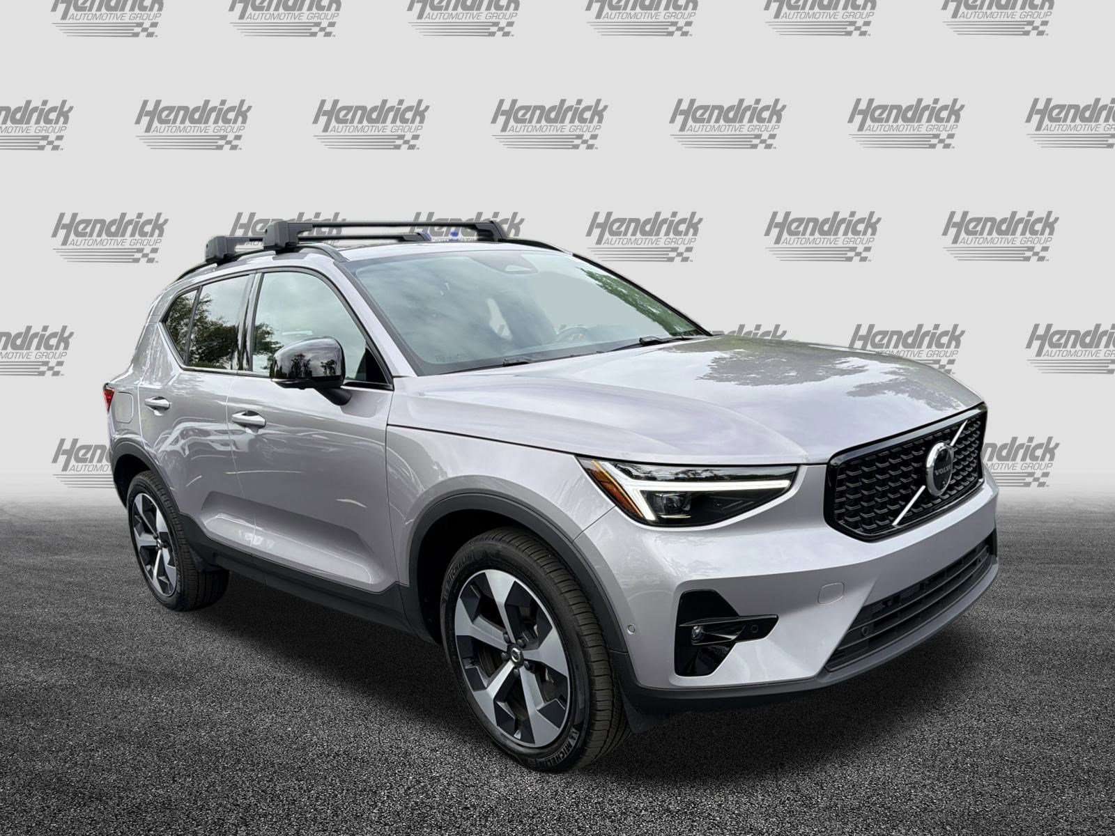 Used 2026 Volvo XC40 B5 Plus w/ Protection Package Premier image 2
