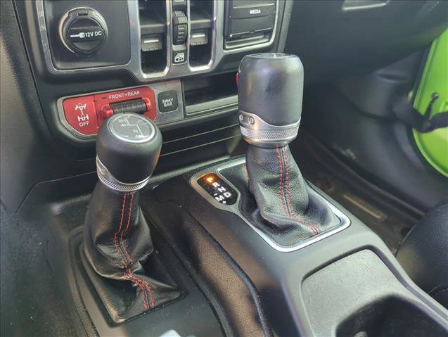 Used 2018 Jeep Wrangler Unlimited Rubicon AWD/4WD image 10