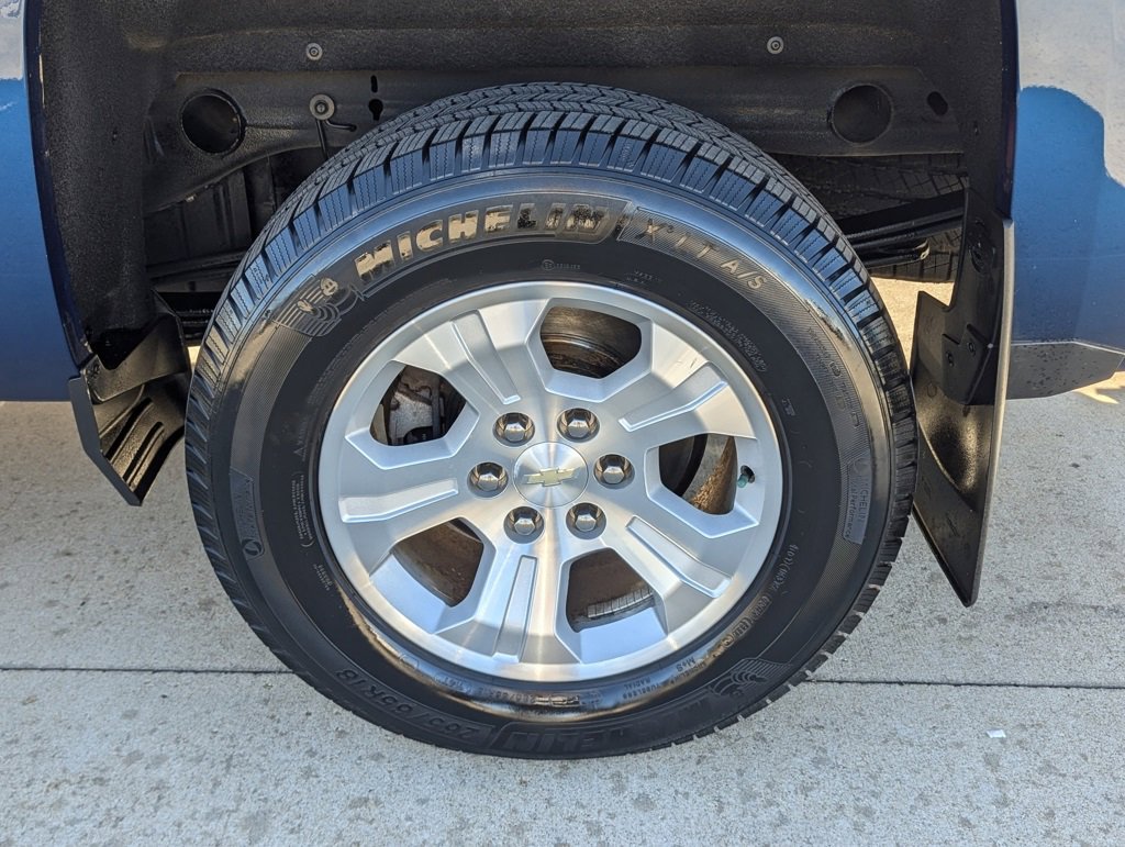 Used 2018 Chevrolet Silverado 1500 LT w/ All Star Edition image 20