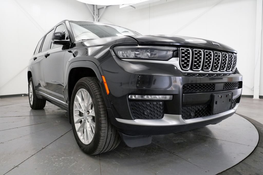 Used 2021 Jeep Grand Cherokee L Summit w/ Luxury Tech Group V AWD/4WD image 39
