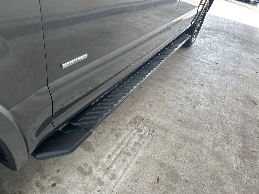 Used 2016 Ford F150 XLT w/ Equipment Group 302A Luxury image 16