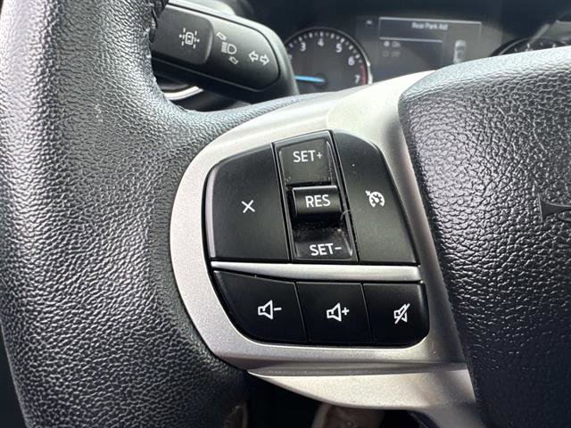 Used 2023 Ford Explorer XLT w/ Equipment Group 202A AWD/4WD image 18