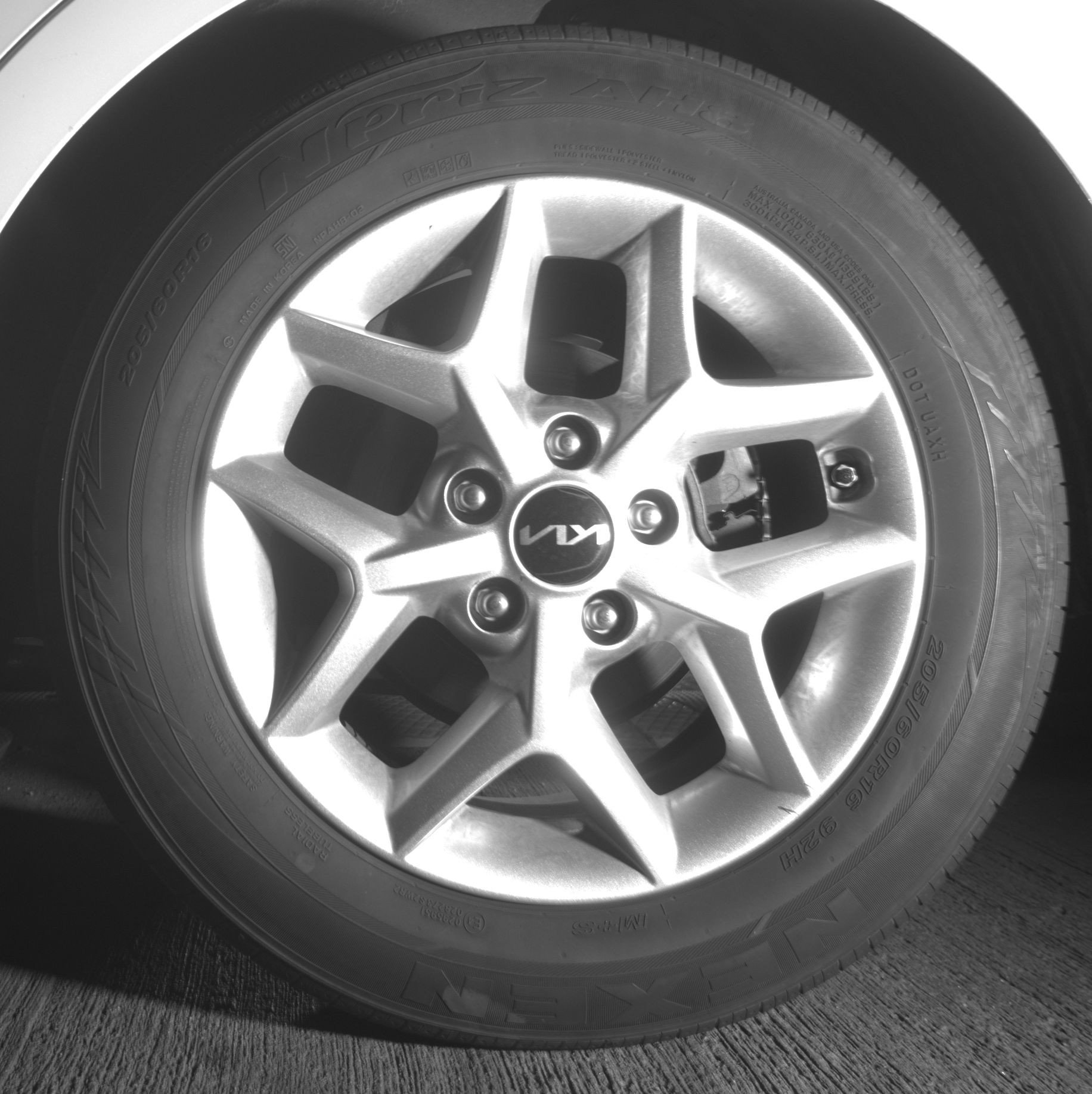 Used 2025 Kia Soul LX w/ LX Technology Package FWD image 14